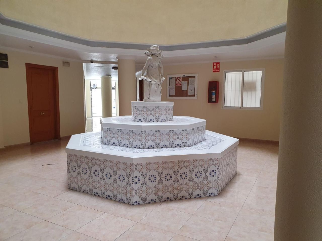 Flat in Torrevieja, Spain, 59 m² - picture 13