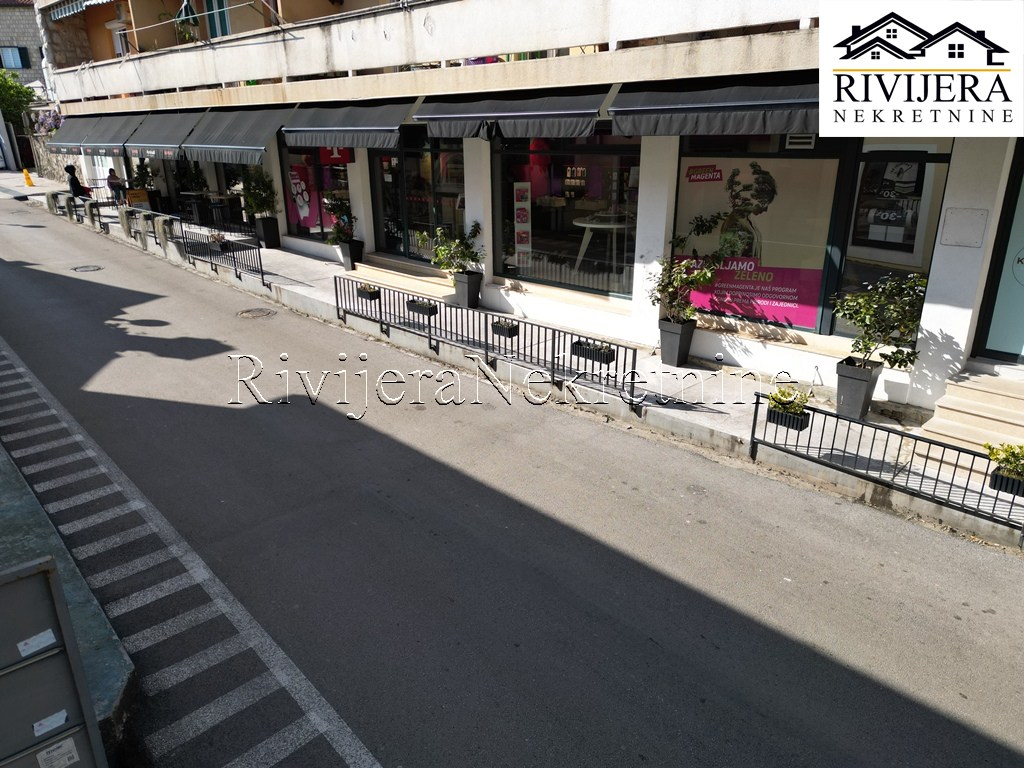 Cafe, restaurant in Herceg-Novi, Montenegro, 250 m² - picture 7