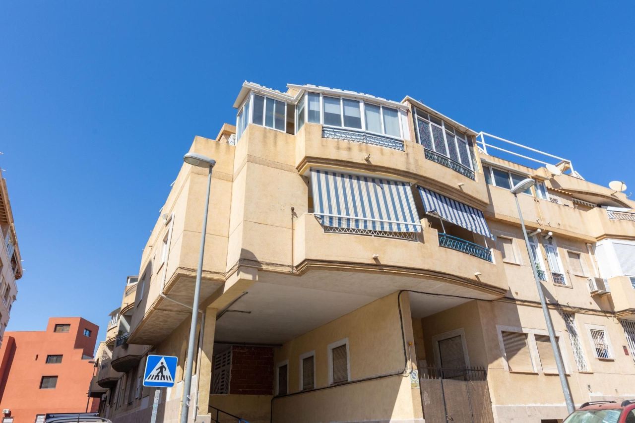 Piso en Torrevieja, España, 55 m² - imagen 17