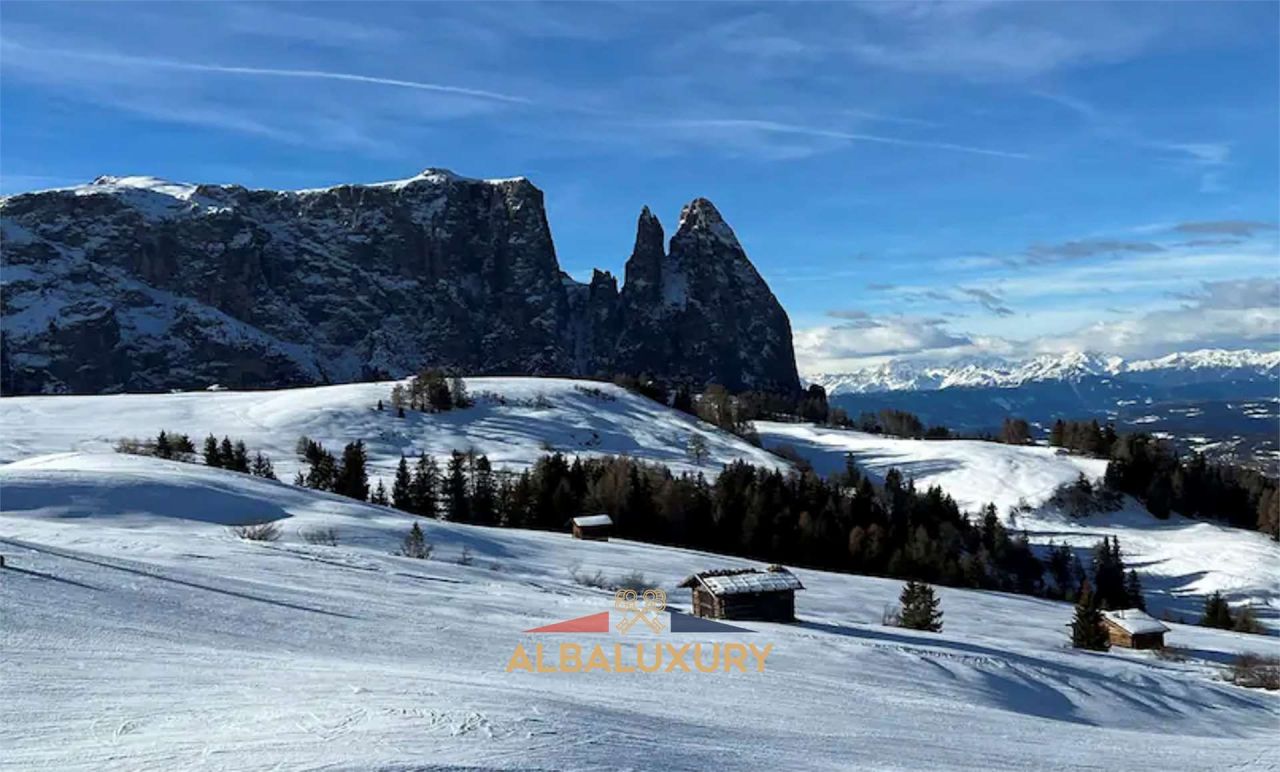 Villa Via S. Osvaldo, Italy, 510 m² - picture 4