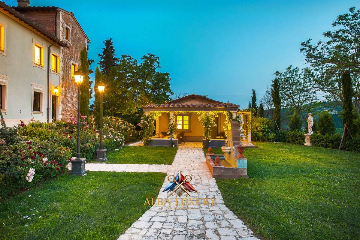 Villa Via di Pancole, Italia, 2 500 m² - imagen 6