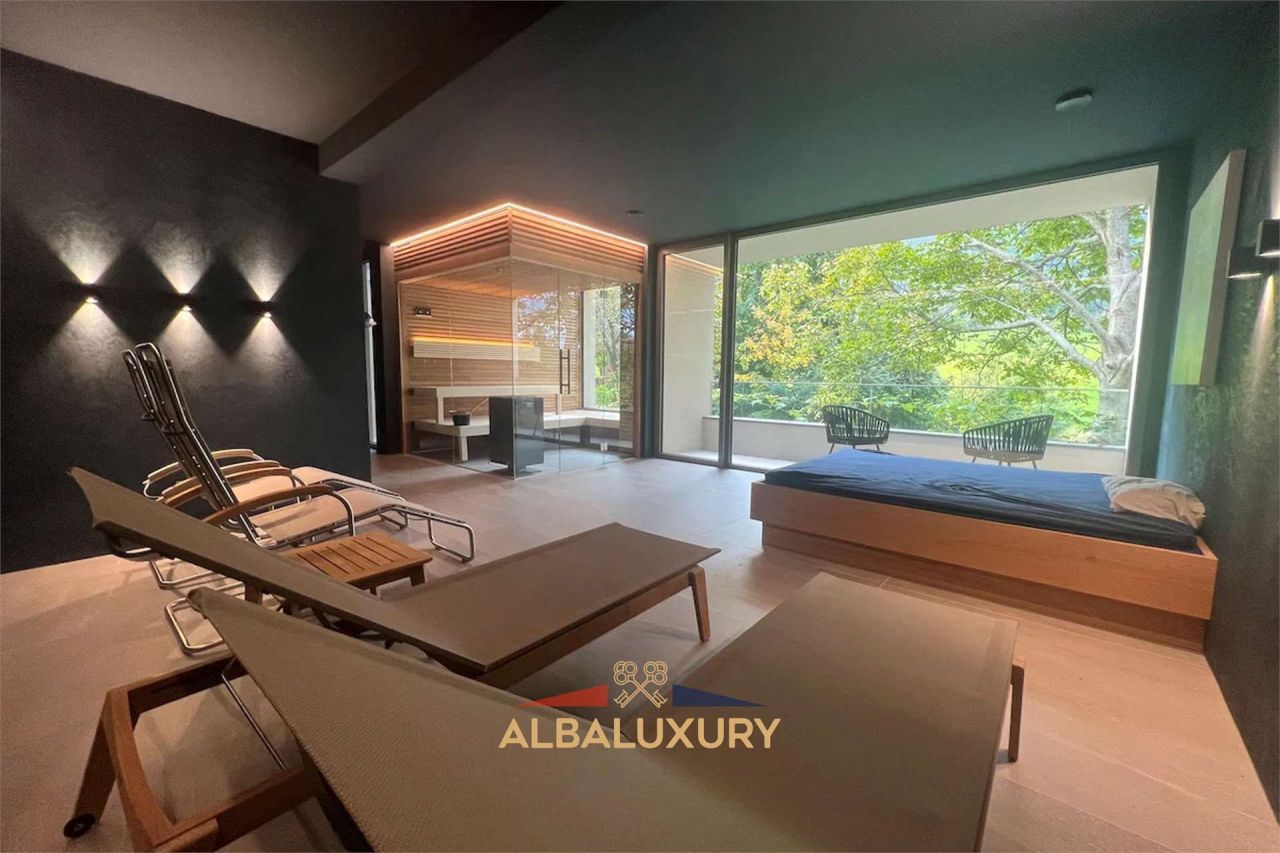 Villa Via S. Osvaldo, Italy, 510 m² - picture 7