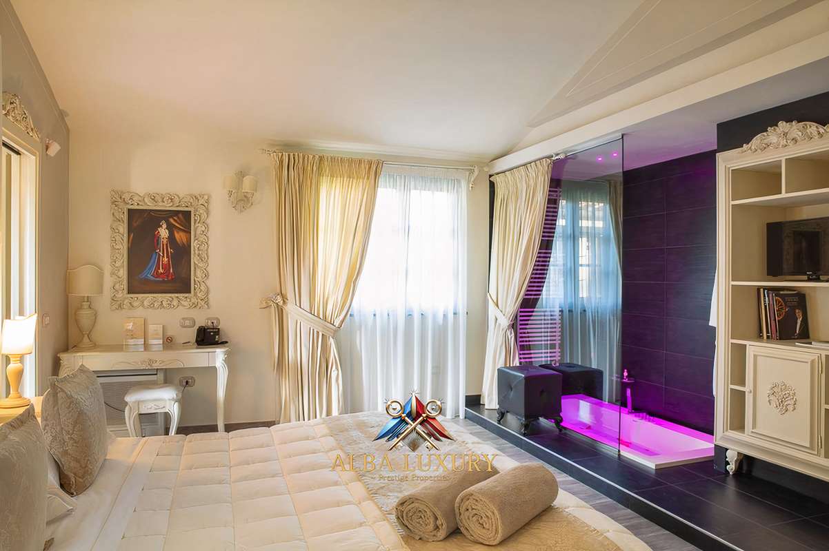 Villa Via di Pancole, Italia, 2 500 m² - imagen 8