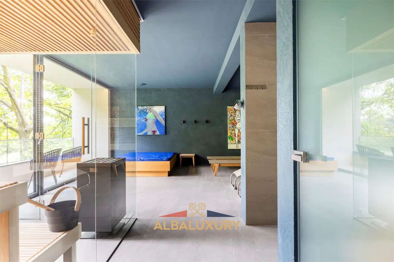 Villa Via S. Osvaldo, Italy, 510 m² - picture 9