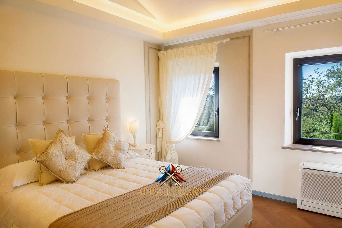 Villa Via di Pancole, Italia, 2 500 m² - imagen 10