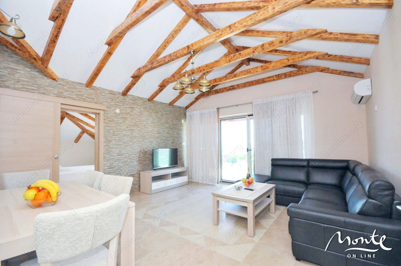 Appartamenti a Becici, Montenegro, 137 m² - foto 1