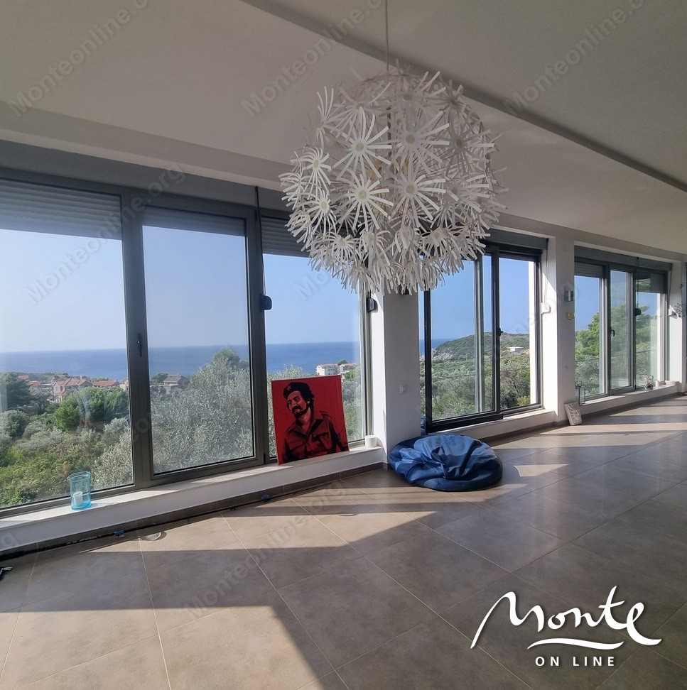 Villa on Lustica peninsula, Montenegro, 268 m² - picture 1