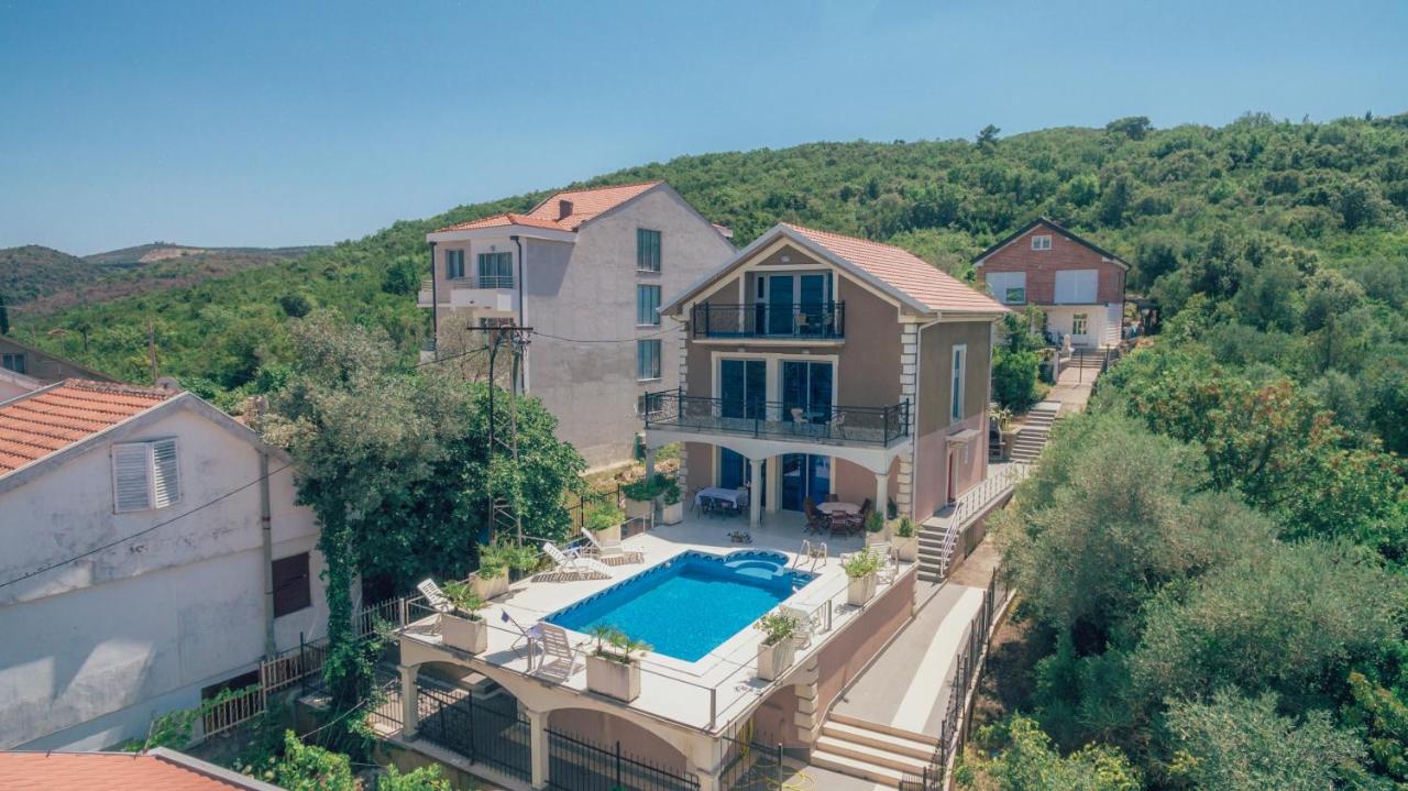 Villa en Krasici, Montenegro, 220 m² - imagen 2