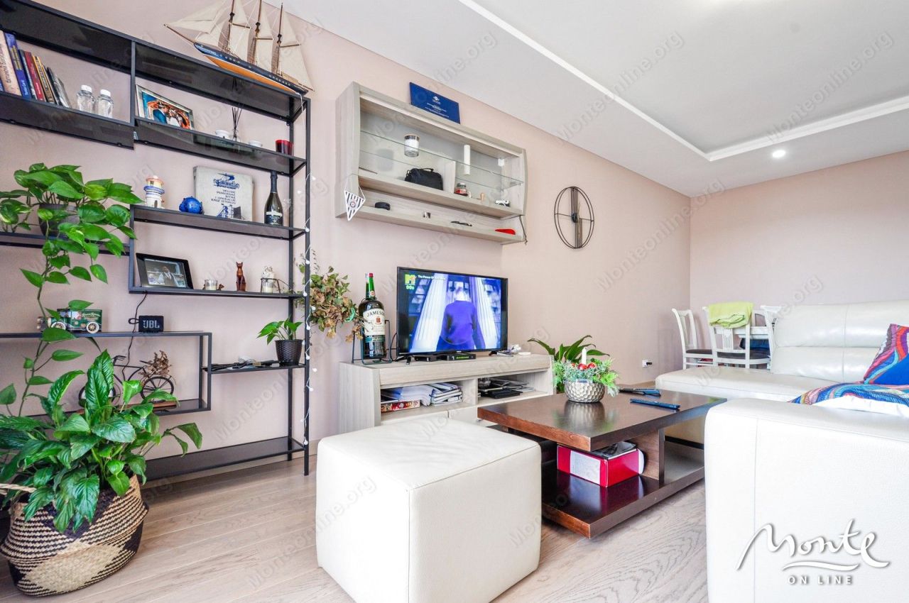 Appartement à Tivat, Monténégro, 54 m² - image 4