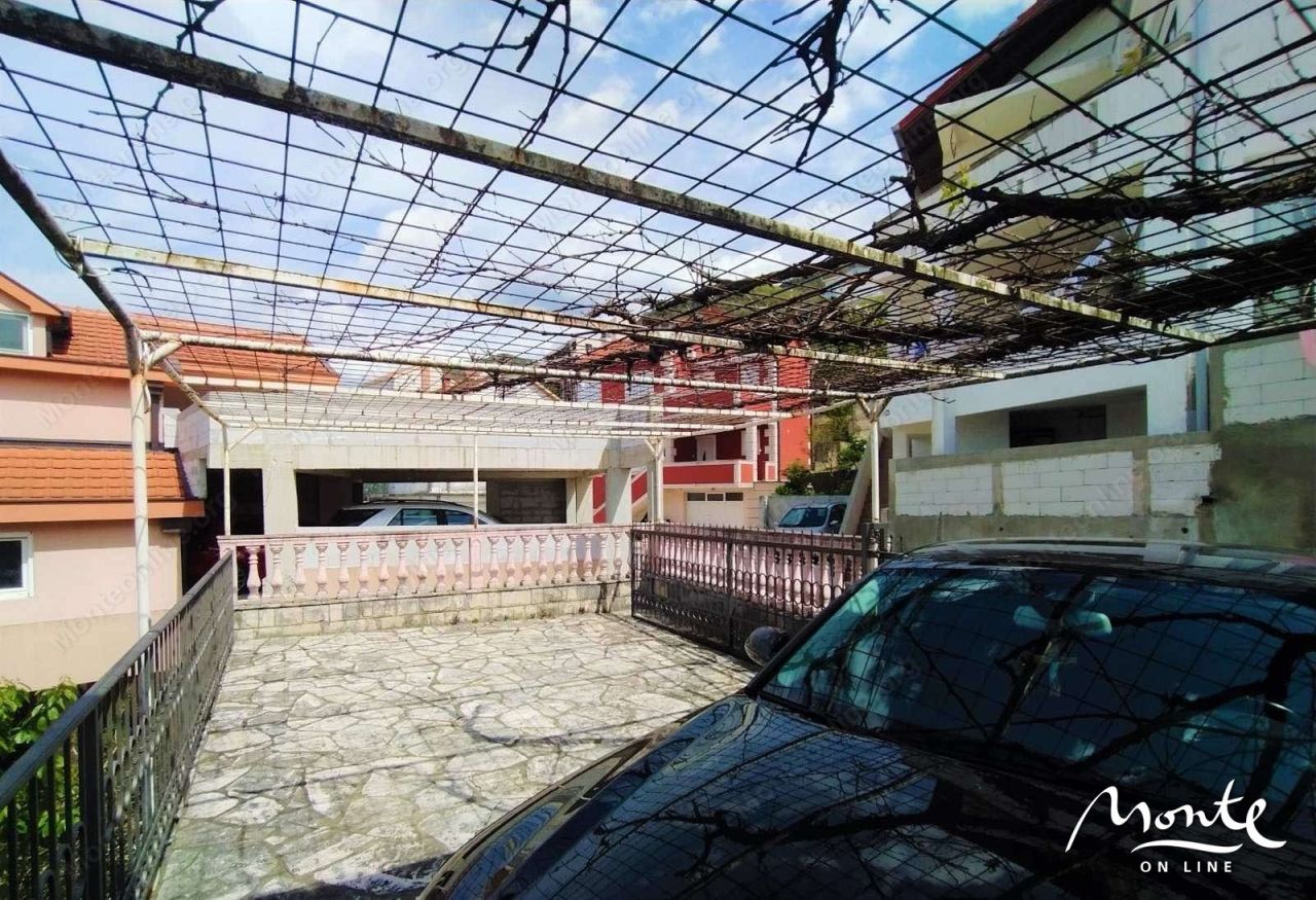 Villa in Tivat, Montenegro, 180 m² - picture 7