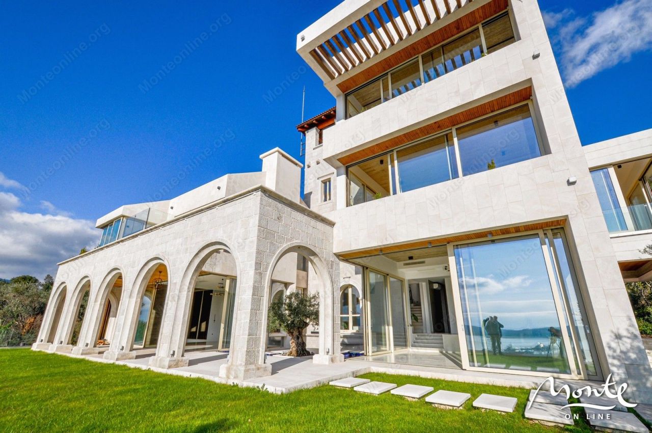 Villa in Tivat, Montenegro, 791 m² - picture 9