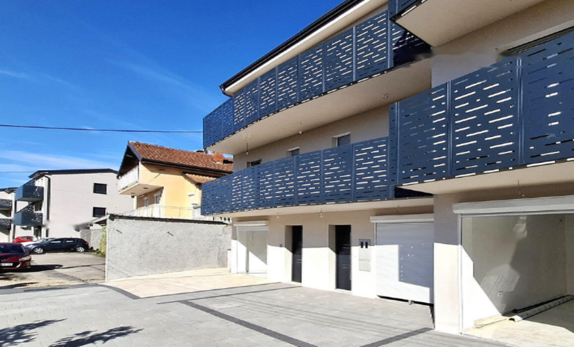 Piso en Koper, Eslovenia, 155 m² - imagen 1