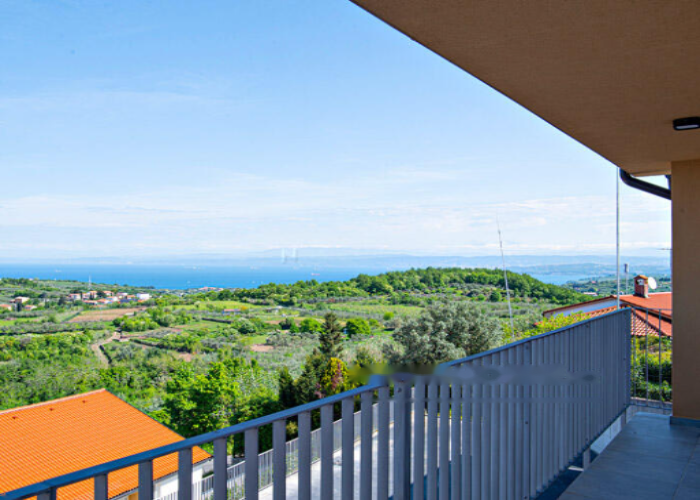 Flat in Izola, Slovenia, 170 m² - picture 1
