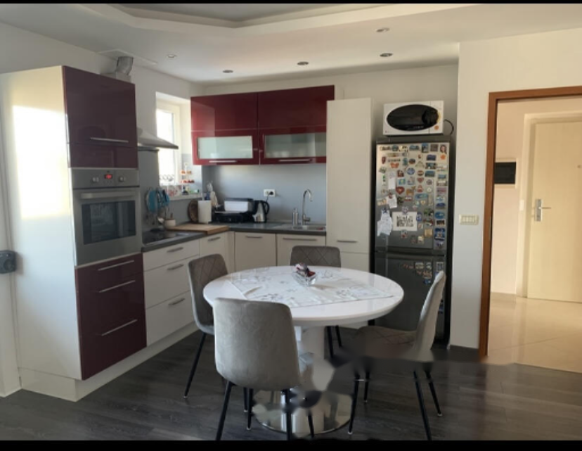 Piso en Divača, Eslovenia, 78 m² - imagen 1