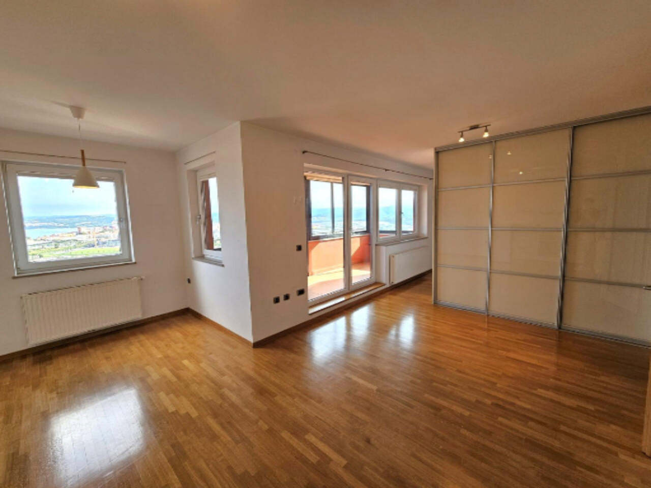 Flat in Koper, Slovenia, 73 m² - picture 1