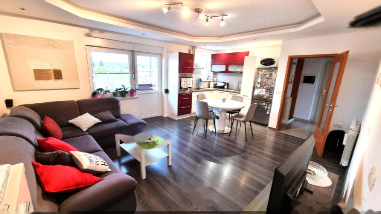 Piso en Divača, Eslovenia, 78 m² - imagen 1