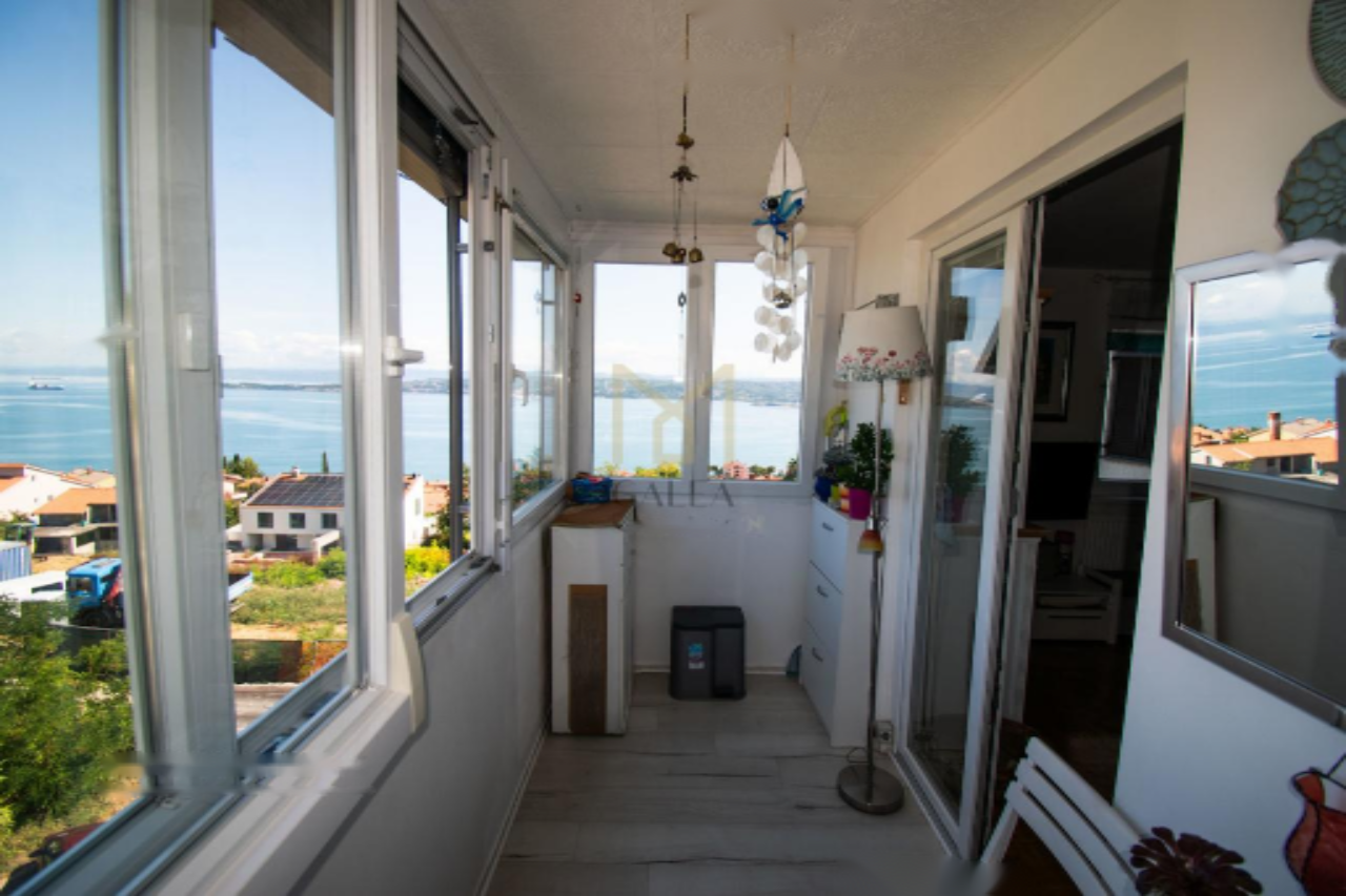 Piso en Koper, Eslovenia, 53 m² - imagen 1
