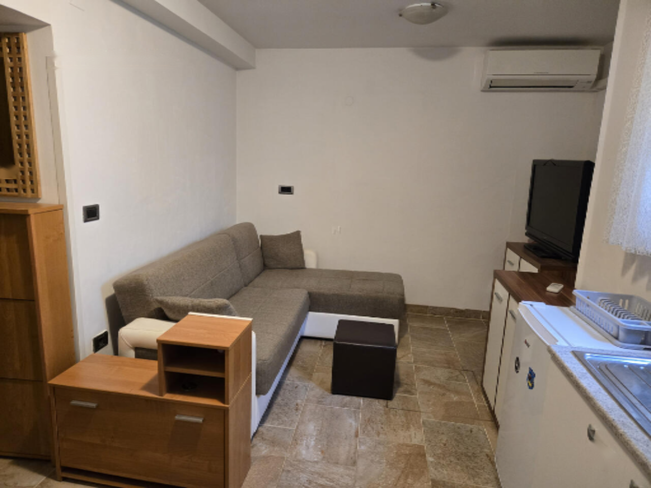 Flat in Izola, Slovenia, 33 m² - picture 1