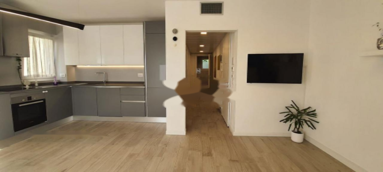Piso en Koper, Eslovenia, 56 m² - imagen 1
