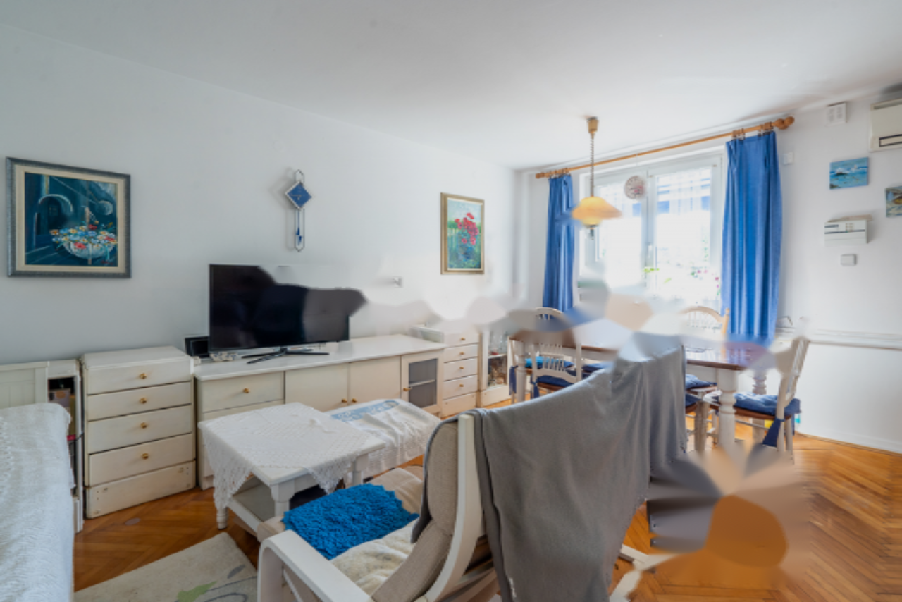 Piso Luchiya, Eslovenia, 64 m² - imagen 1