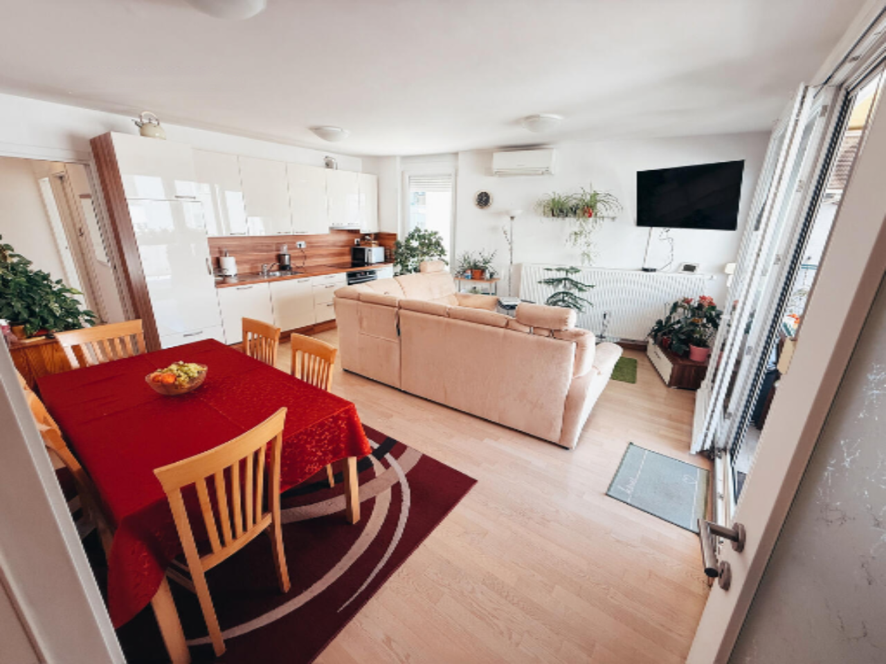 Appartement à Kozina, Slovénie, 80 m² - image 3