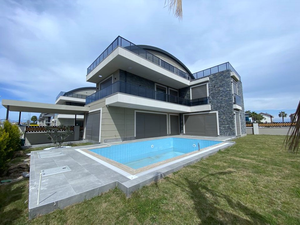 Villa en Belek, Turquia, 450 m² - imagen 1