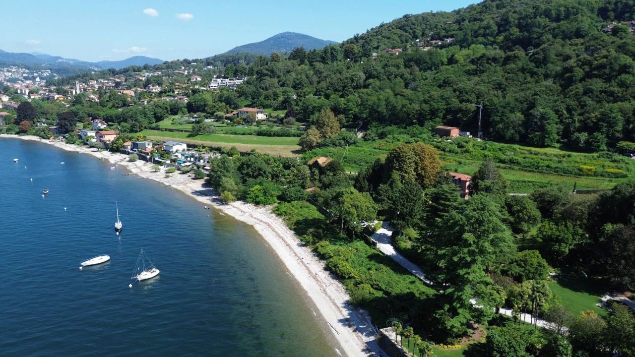 Terreno en Varese, Italia, 2 ha - imagen 3