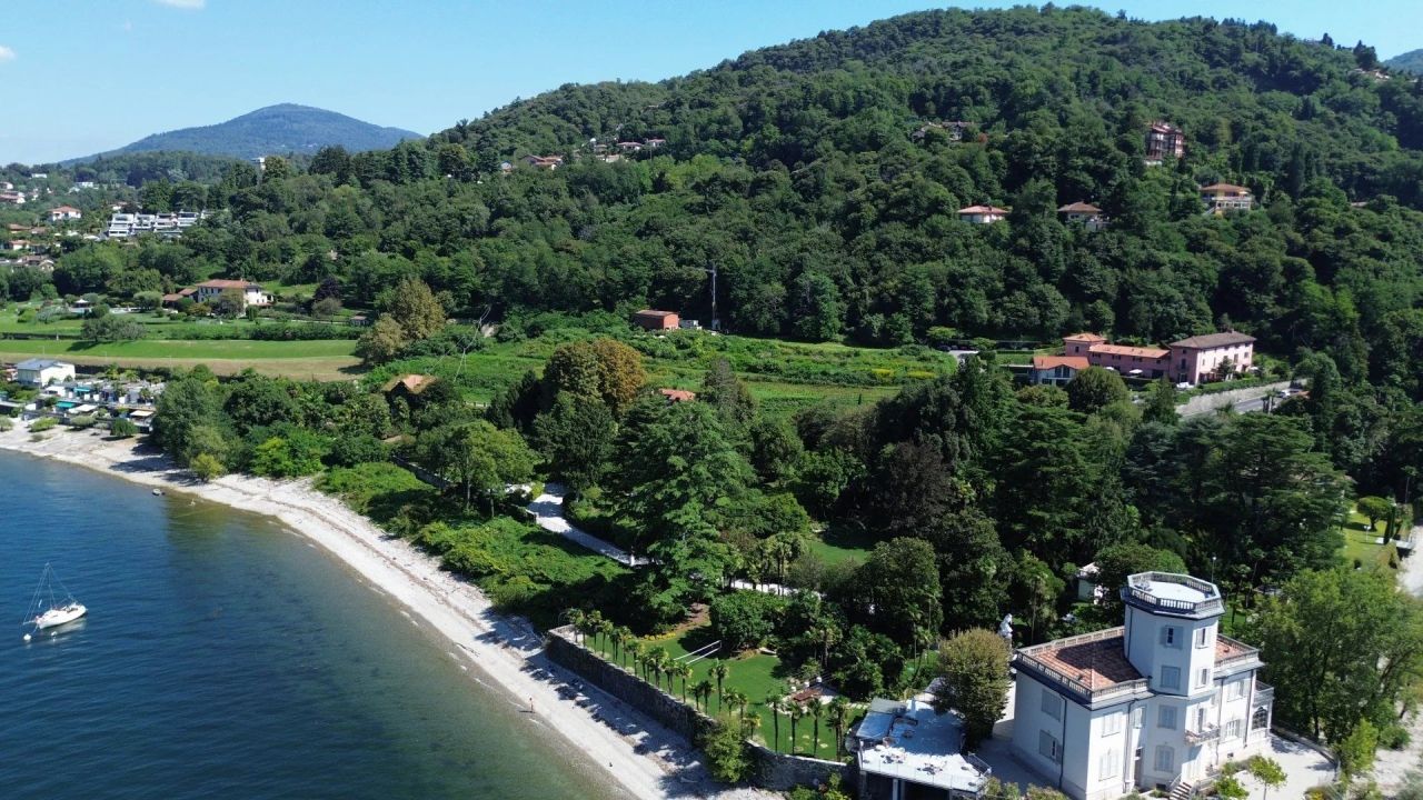 Terreno en Varese, Italia, 2 ha - imagen 12