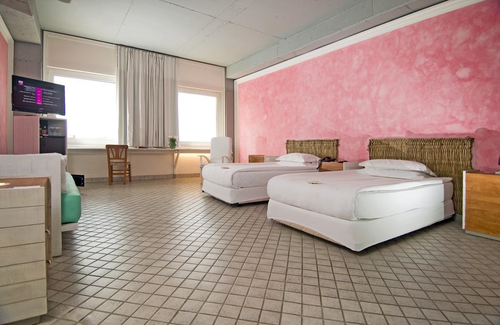Hotel en Lara, Turquia, 16 000 m² - imagen 1
