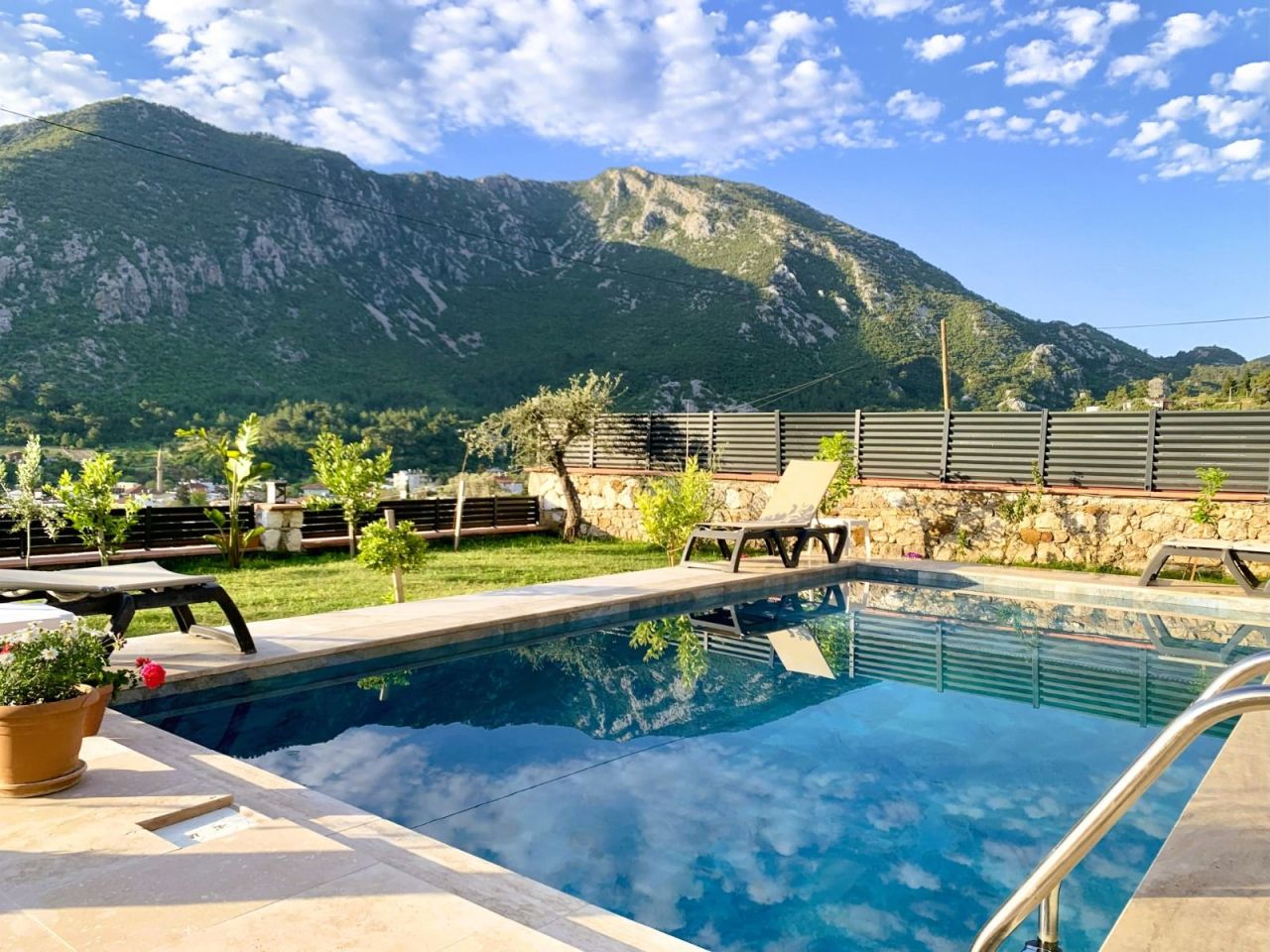 Villa in Antalya, Türkei, 320 m² - Foto 1