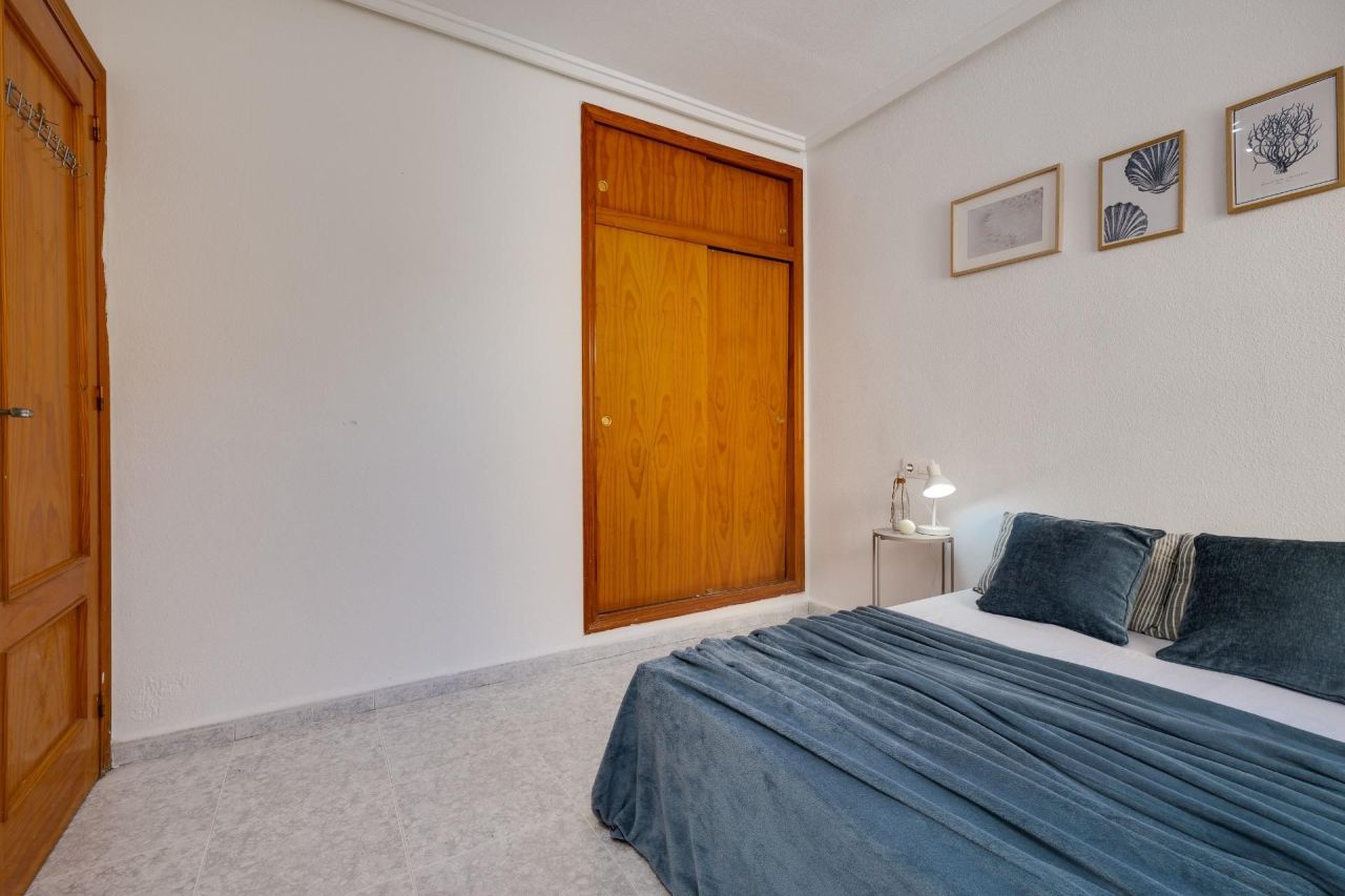 Bungalow à Torrevieja, Espagne, 60 m² - image 8