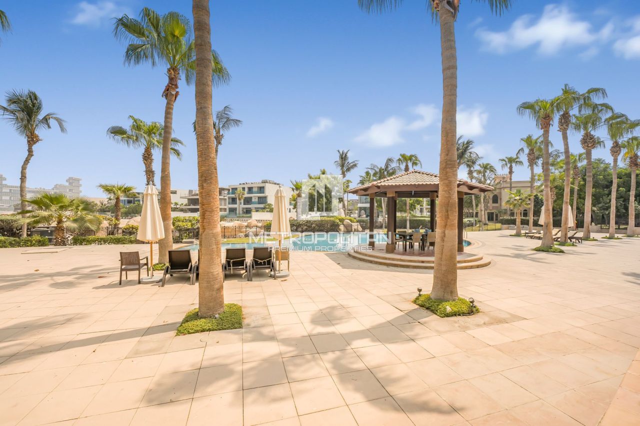 Villa a Dubai, EAU, 470 m² - foto 1