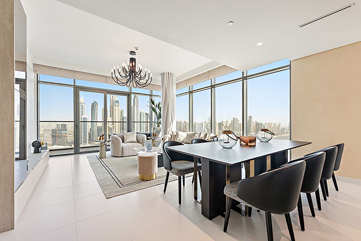 Apartment in Dubai, UAE, 207 m² - picture 1