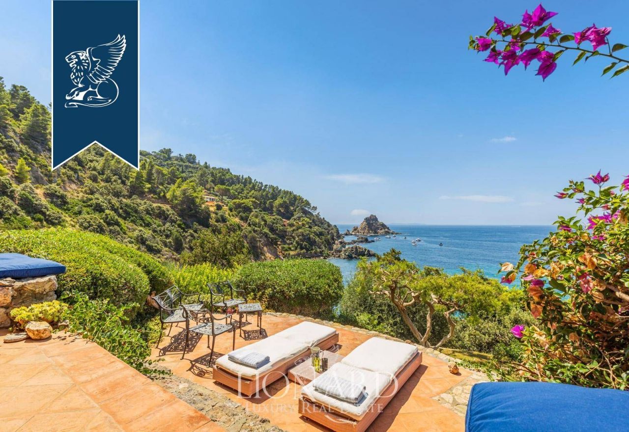 Villa in Monte Argentario, Italy, 450 m² - picture 12