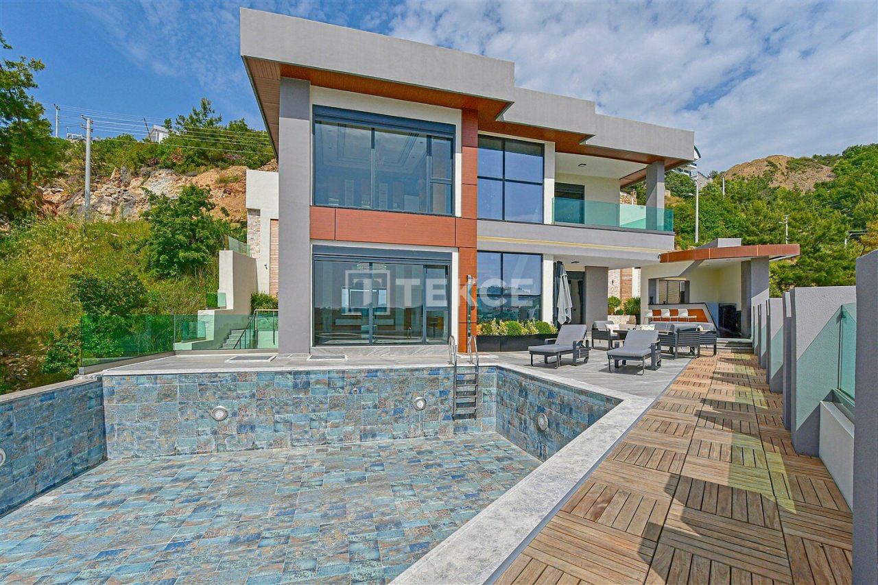 Villa à Alanya, Turquie, 300 m² - image 1