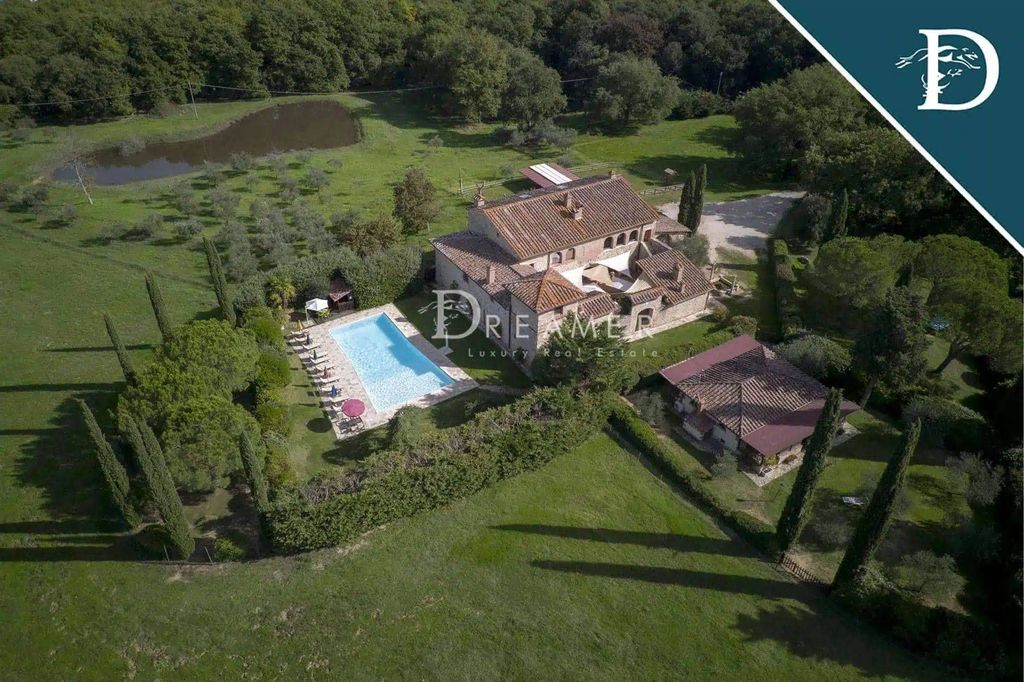 Casa Rapolano Terme, Italia, 800 m² - imagen 1