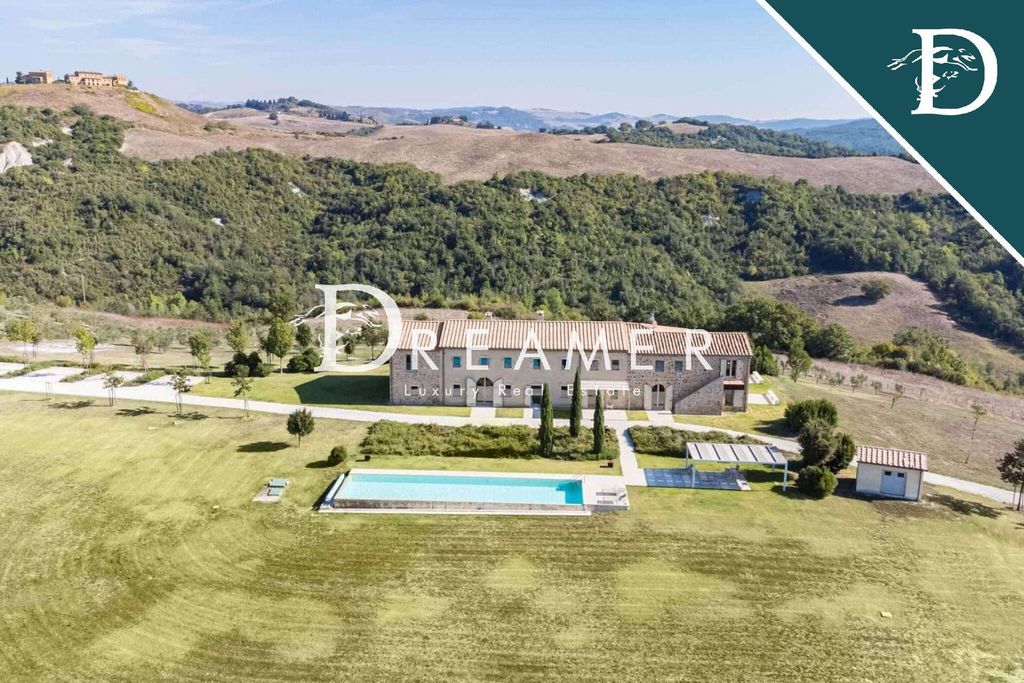 Villa a Volterra, Italia, 980 m² - foto 1