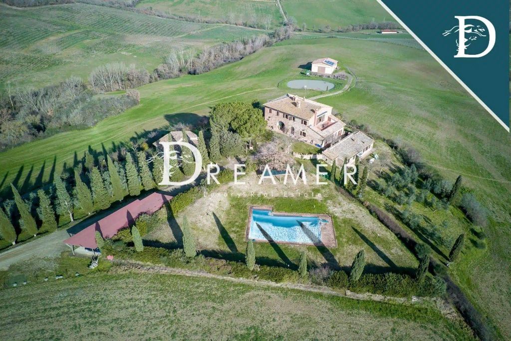 Casa en Montepulciano, Italia, 600 m² - imagen 1