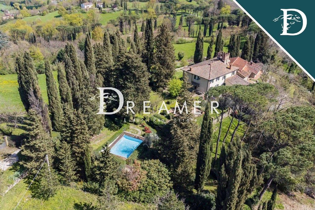 Villa Borgo San Lorenzo, Italia, 250 m² - foto 1