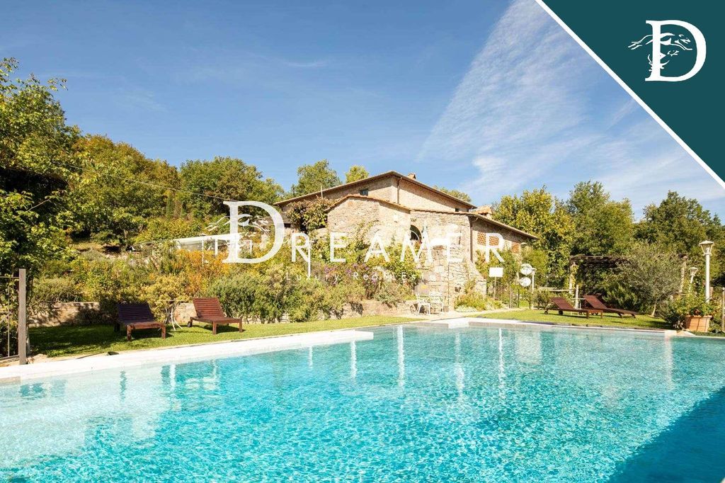 Casa a Chianti, Italia, 367 m² - foto 1