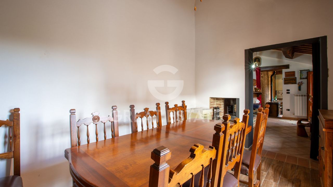 House in Castiglione del Lago, Italy, 175.3 m² - picture 7