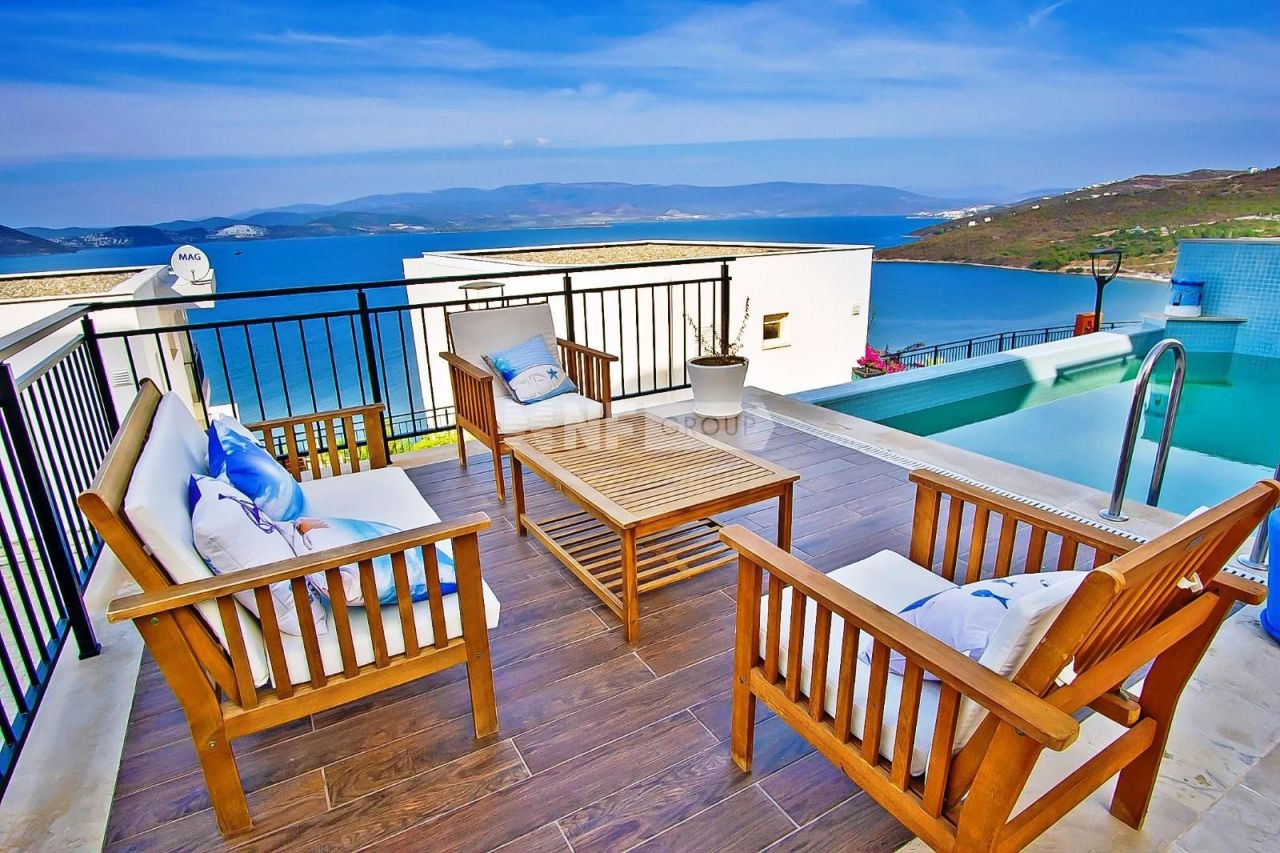 Villa a Bodrum, Turchia, 320 m² - foto 1