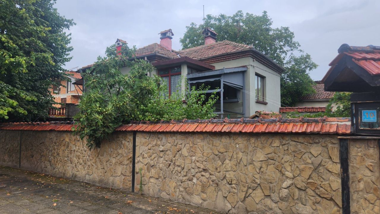 Maison à Poroy, Bulgarie, 125 m² - image 1