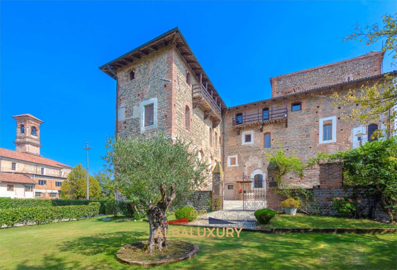 Apartment Via XXV Aprile, Italy, 1 100 m² - picture 1