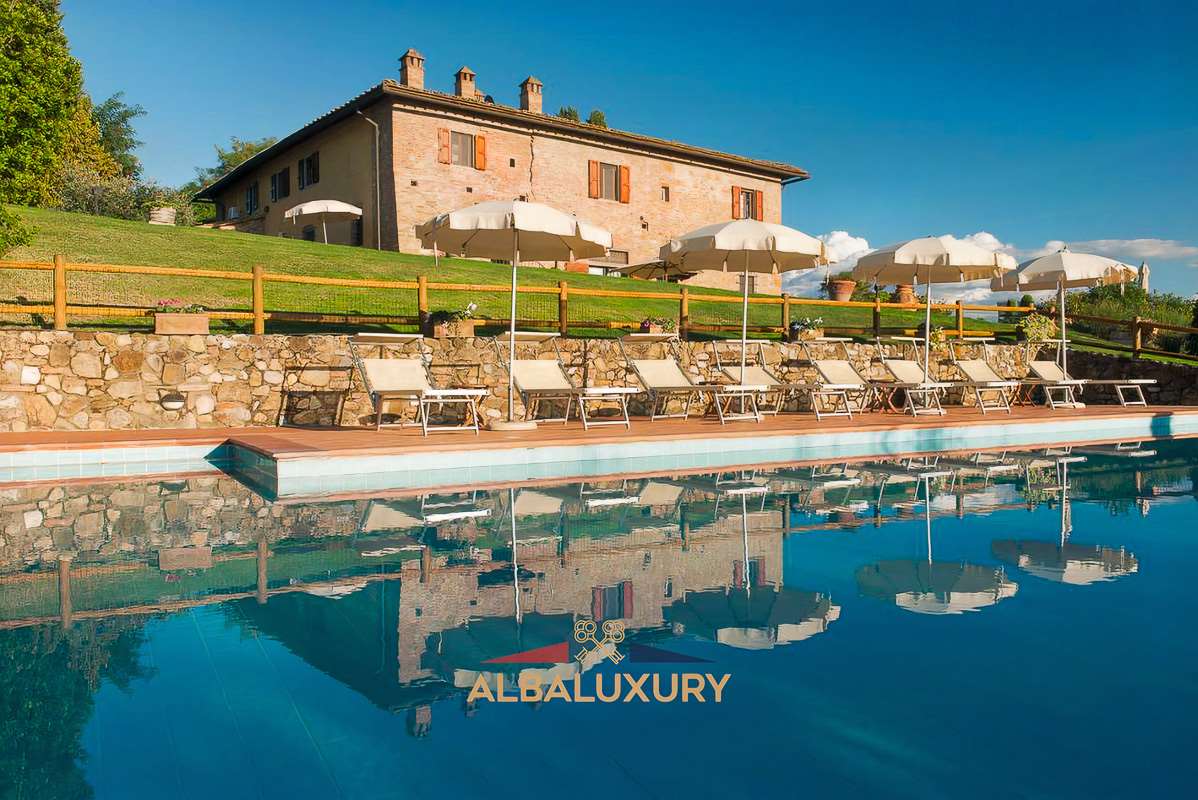 Villa a San Gimignano, Italia, 860 m² - foto 2