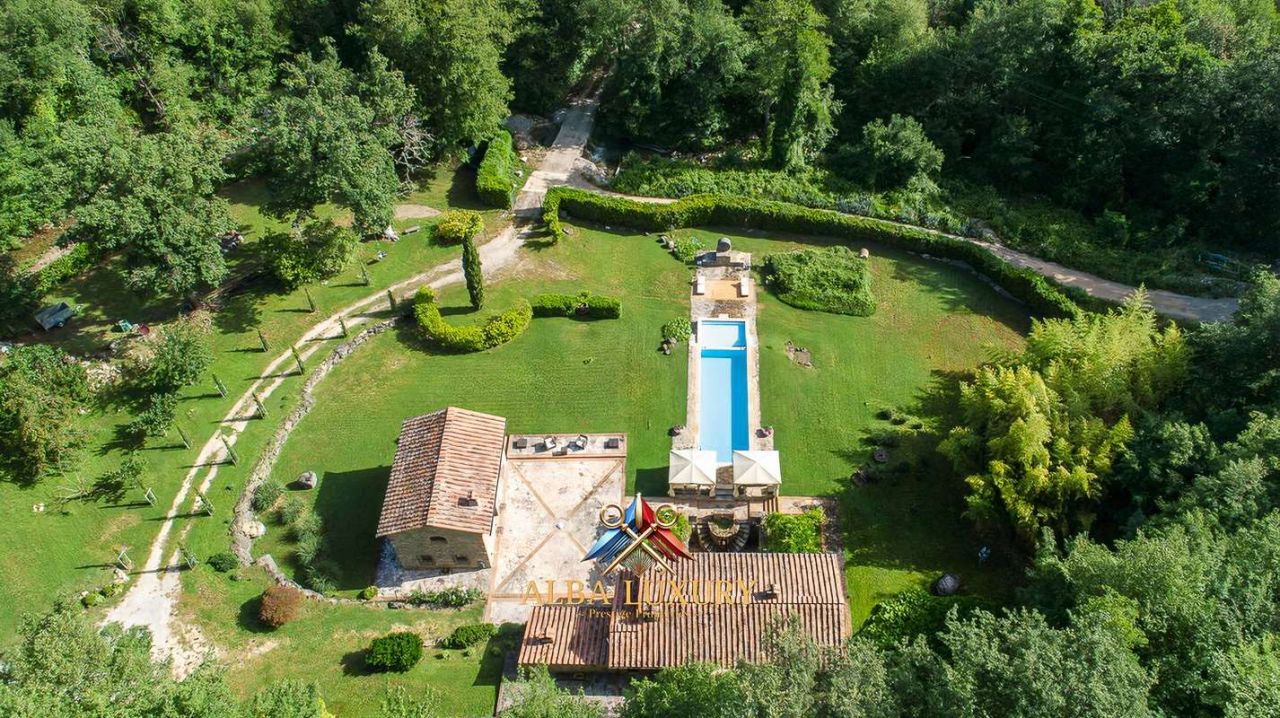 Villa Via Tiberio Gazzei, Italy, 510 m² - picture 4