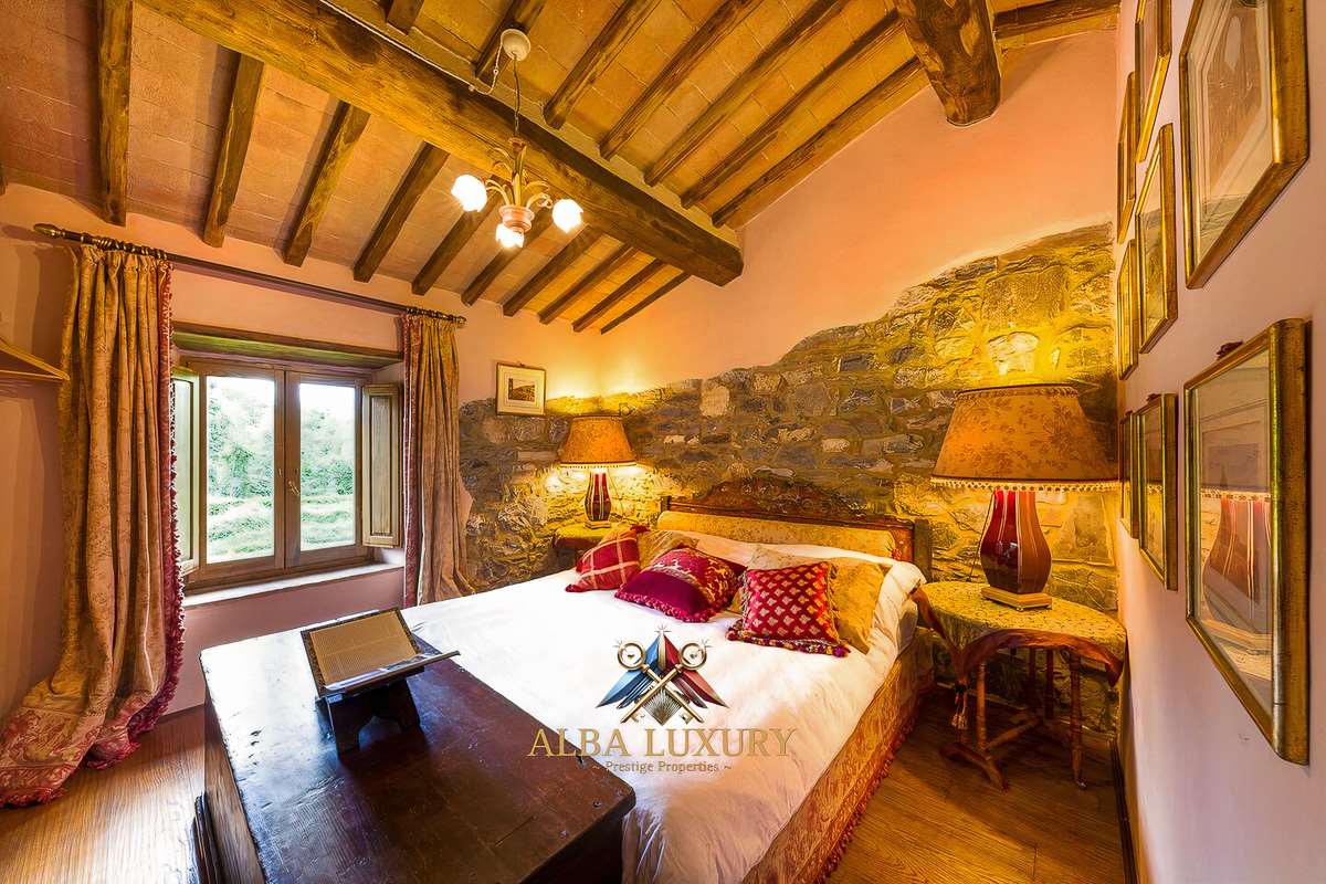 Villa Via Tiberio Gazzei, Italy, 510 m² - picture 7