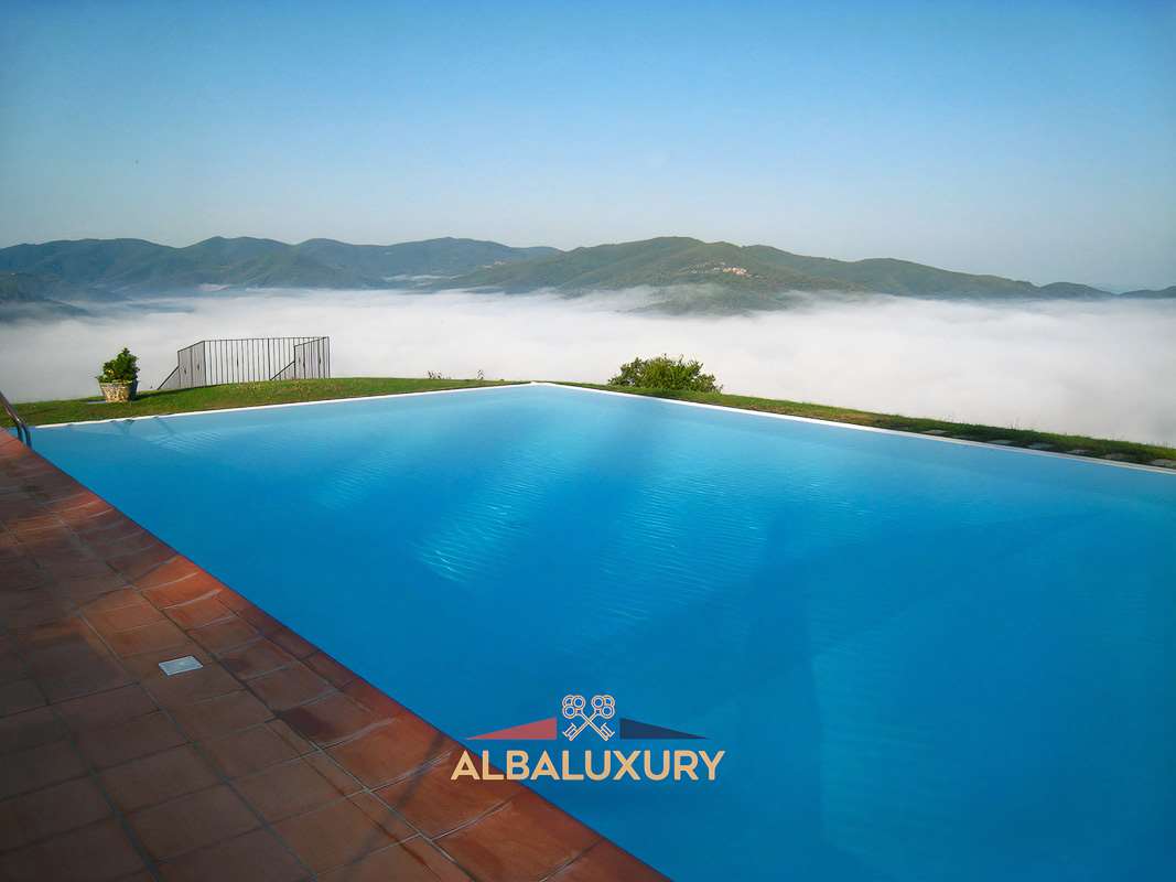 Apartment in Arezzo, Italy, 980 m² - picture 10