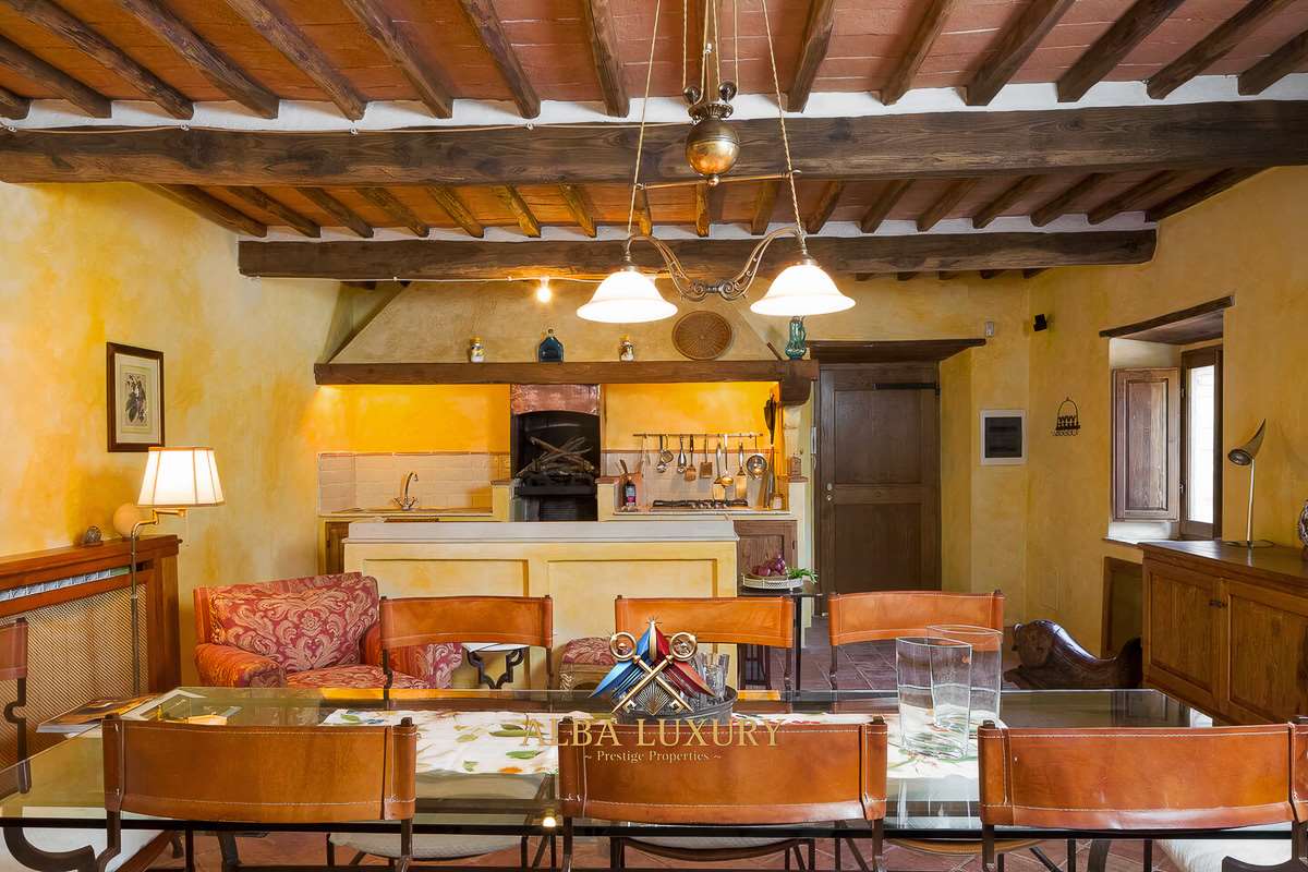 Villa Via Tiberio Gazzei, Italy, 510 m² - picture 11