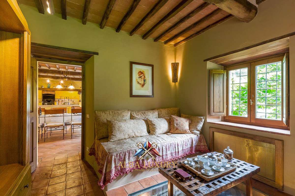 Villa Via Tiberio Gazzei, Italy, 510 m² - picture 17